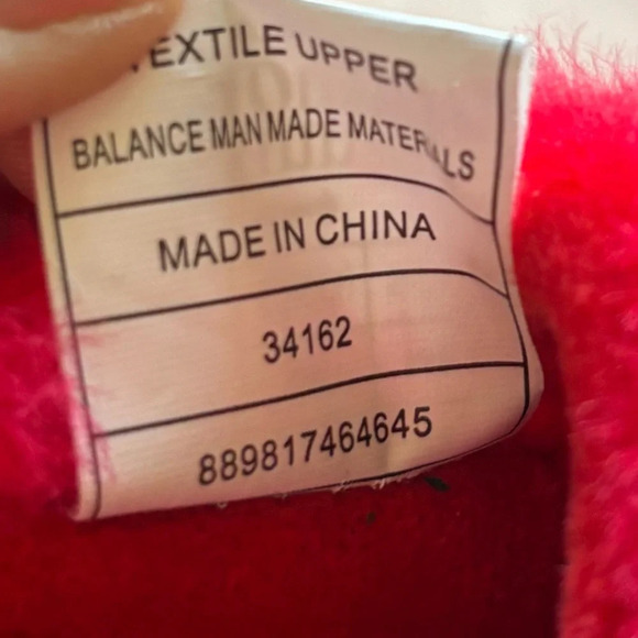 Disney's Christmas Minnie Mouse Women's Moccasin Slippers 5/6 like new - Picture 8 of 8